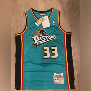 Mitchell & Ness Detroit Pistons Grant Hill Jersey - New with tags